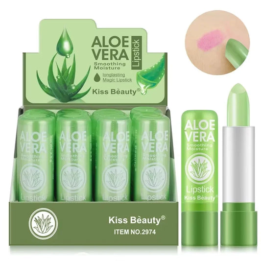 Baume Lèvres Aloe Vera transparent avec des reflets verts changeant en rose au contact des lèvres.
