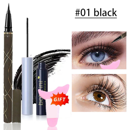 Brosse de mascara ultra-fine montrant l'application de fibres de soie pour allonger et recourber les cils.
