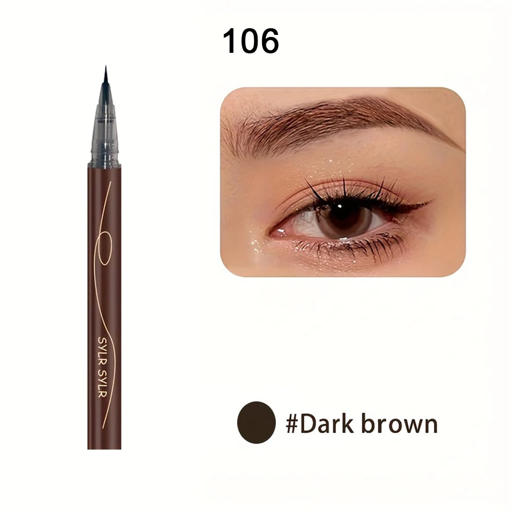 Pointe ultra fine de 0.008mm d'un stylo à sourcils liquide créant des traits d'une finesse extrême sur la peau.
