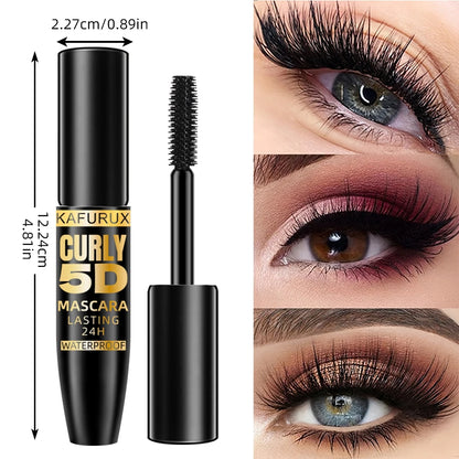 Avant/Après application du mascara 5D noir sur cils naturels, montrant un gain de longueur et de volume immédiat.
